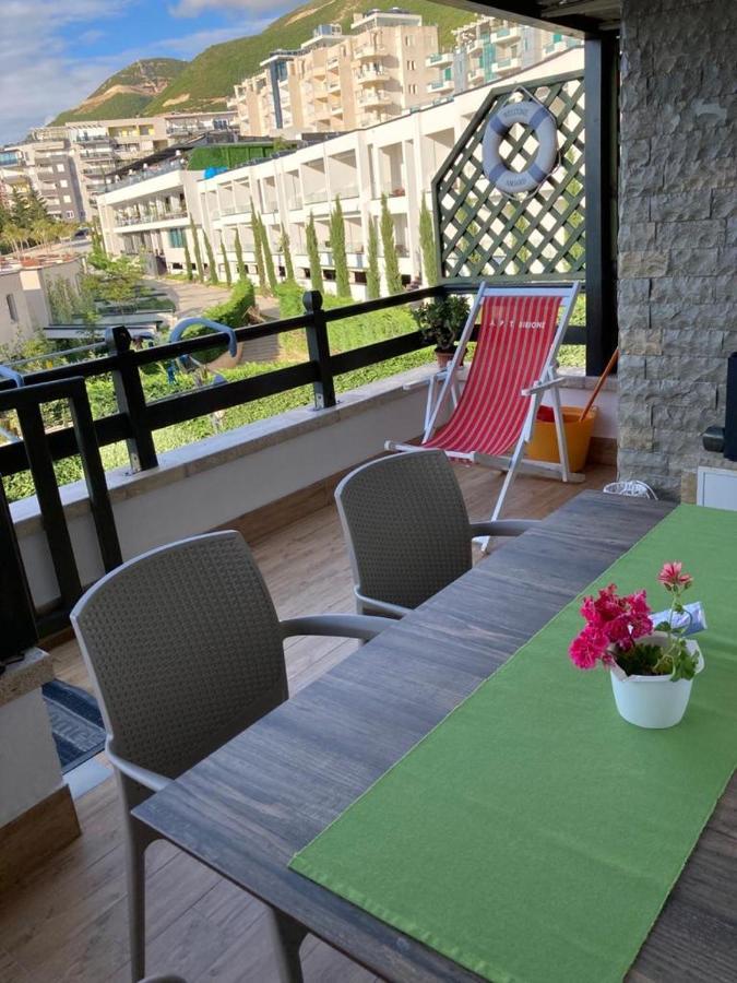 Aldi'S Guest House Vlorë Exterior foto