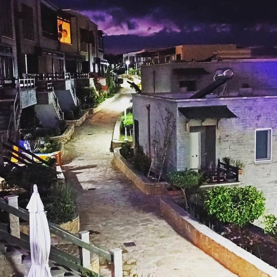 Aldi'S Guest House Vlorë Exterior foto